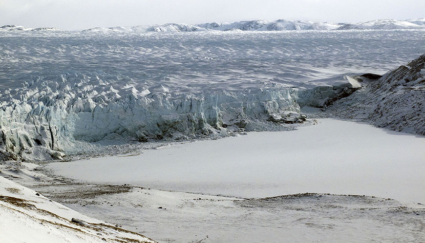 Bild Petermann-glaciärens istungor i en varmare värld: Insikter från 3D numerisk modellering av interaktioner mellan istungan och havet vid Petermann-fjorden, nordvästra Grönland